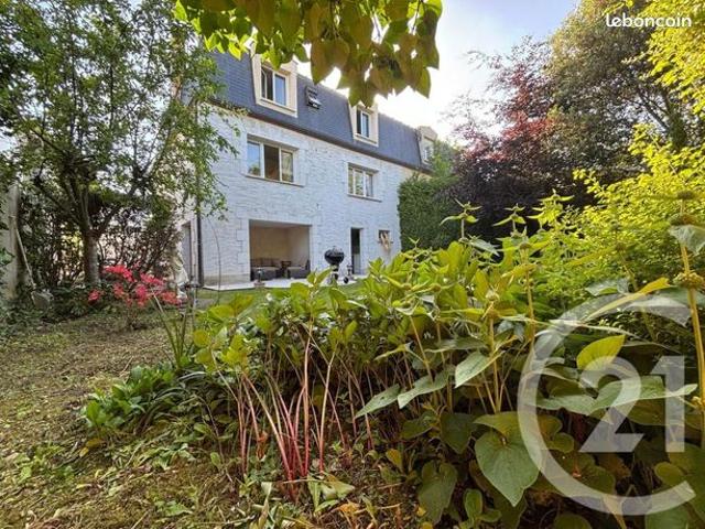 Maison 6 pièces 120 m²