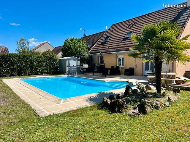 Propriété 6 pièces 120 m²