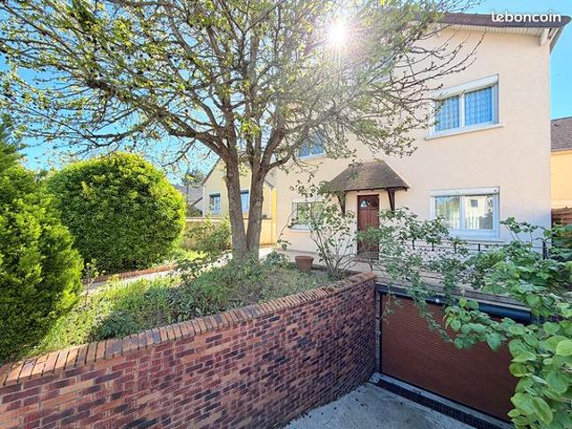 Maison 6 pièces 120 m²