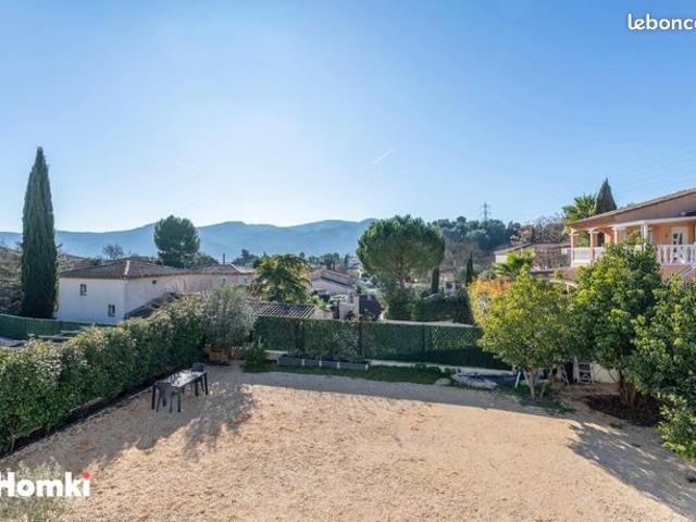 Maison 6 pièces 120 m²