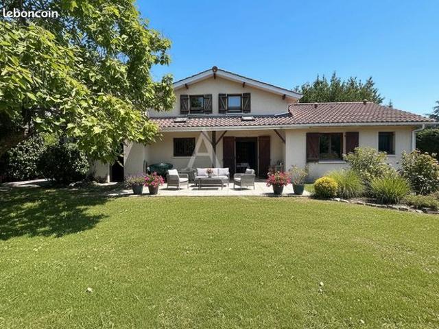 Maison 6 pièces 120 m²