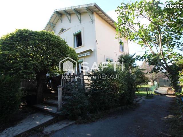 Maison 6 pièces 120 m²