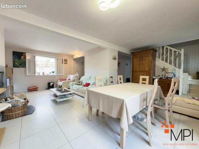 Maison 6 pièces 120 m²