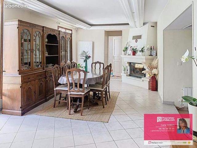 Maison 6 pièces 120 m²