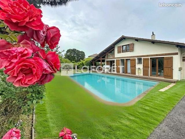 Maison 6 pièces 120 m²