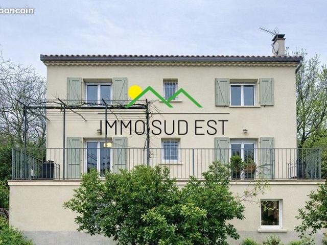 Maison 6 pièces 120 m²