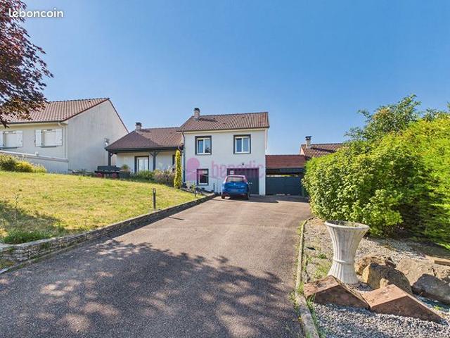 Maison 6 pièces 120 m²