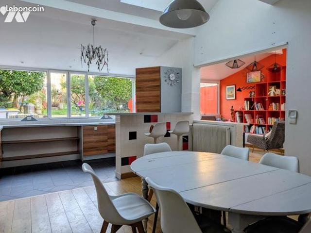 Maison 6 pièces 120 m²