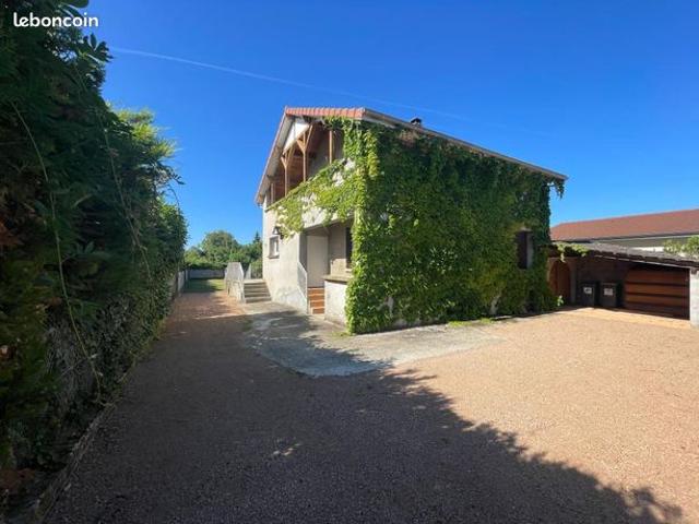 Maison 6 pièces 120 m²
