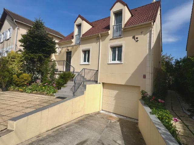 Maison 6 pièces 120 m²