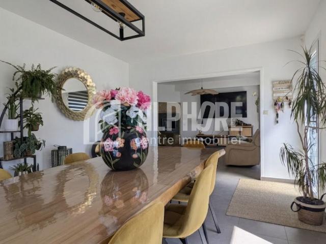 Maison 6 pièces 120 m²