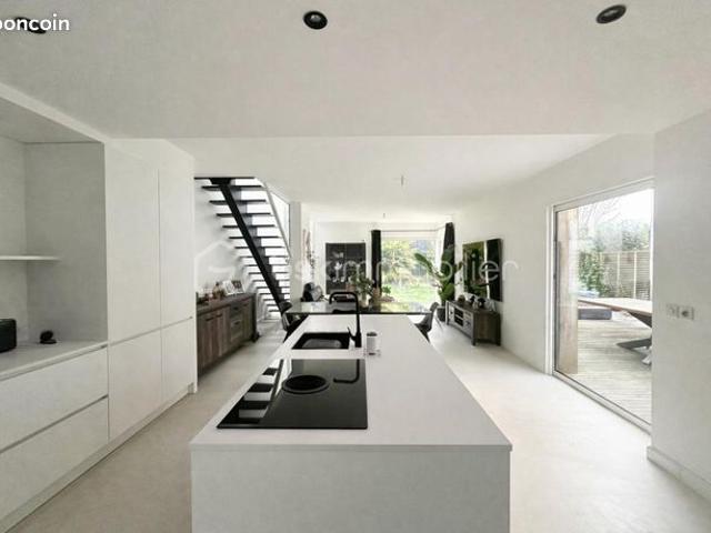 Maison 6 pièces 120 m²
