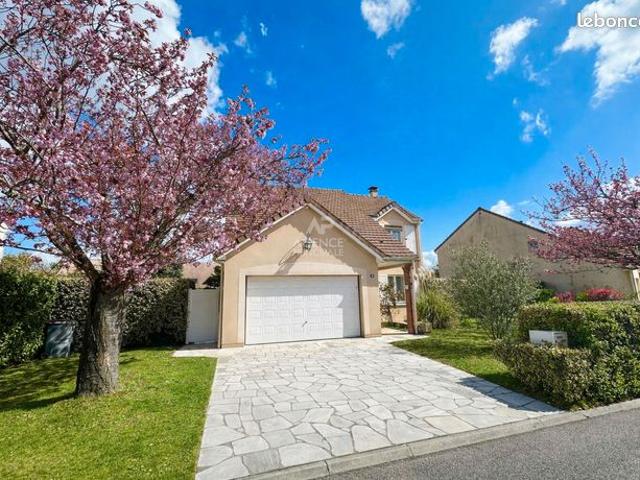 Maison 6 pièces 120 m²
