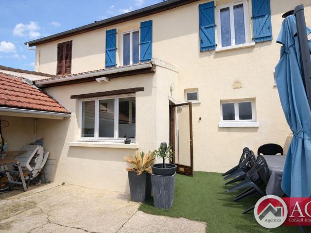 Maison 6 pièces 120 m²