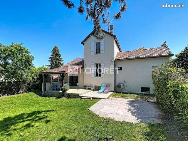 Maison 6 pièces 120 m²