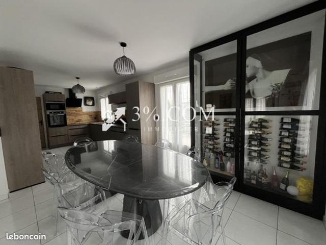 Maison 6 pièces 120 m²