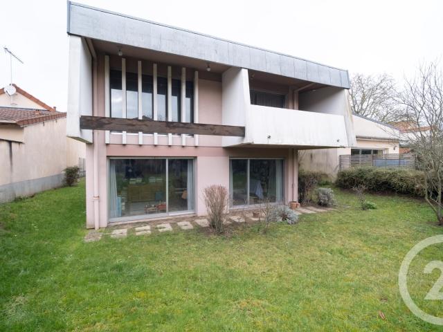 Maison 6 pièces 120 m²