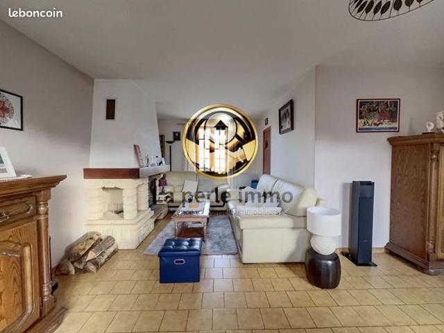Maison 6 pièces 120 m²