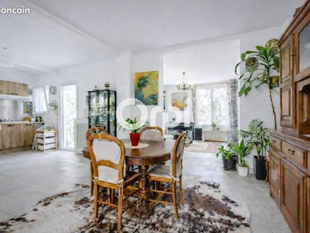 Maison 6 pièces 120 m²