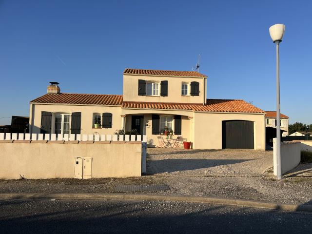 Maison 6 pièces 120 m²