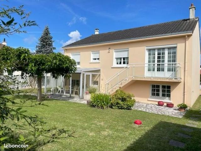 Maison 6 pièces 120 m²