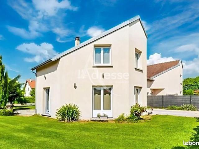 Maison 6 pièces 120 m²