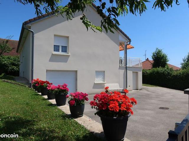 Maison 6 pièces 121 m²