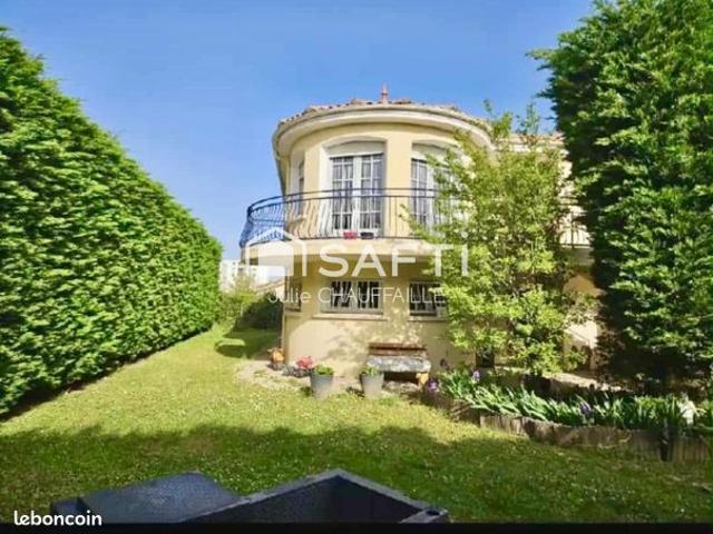 Maison 6 pièces 121 m²