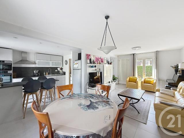 Maison 6 pièces 121 m²