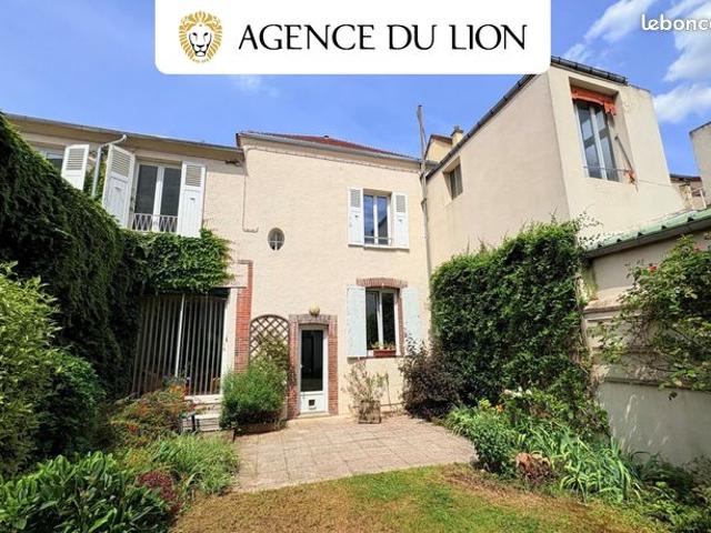 Maison 6 pièces 121 m²