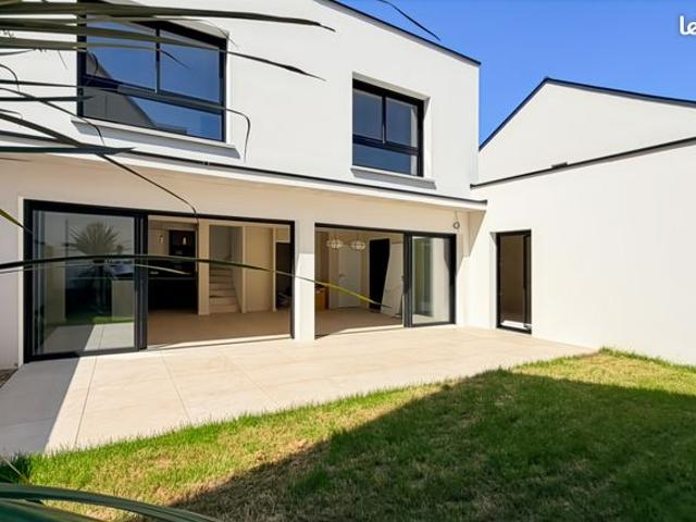 Maison 6 pièces 121 m²