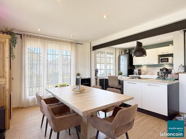 Maison 6 pièces 121 m²