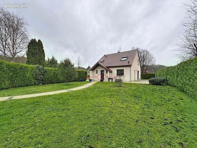 Maison 6 pièces 121 m²