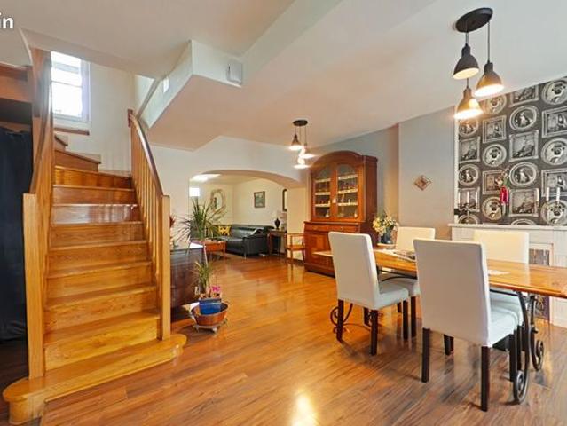 Maison 6 pièces 121 m²