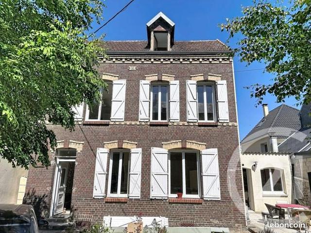Maison 6 pièces 121 m²