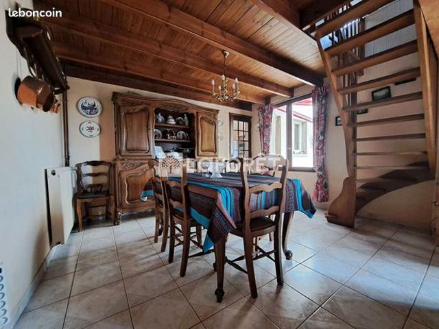 Maison 6 pièces 121 m²