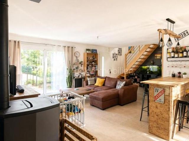 Maison 6 pièces 121 m²