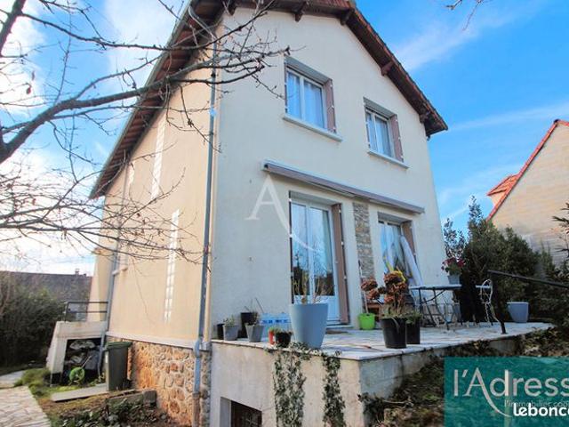 Maison 6 pièces 121 m²