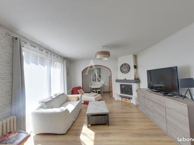 Maison 6 pièces 121 m²