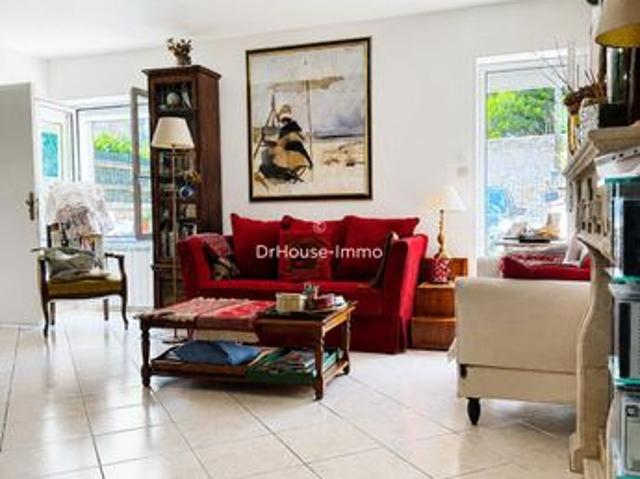 Maison 6 pièces 121 m²