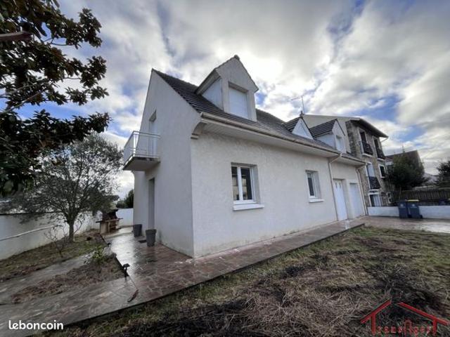 Maison 6 pièces 121 m²