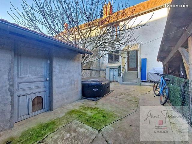 Maison 6 pièces 121 m²