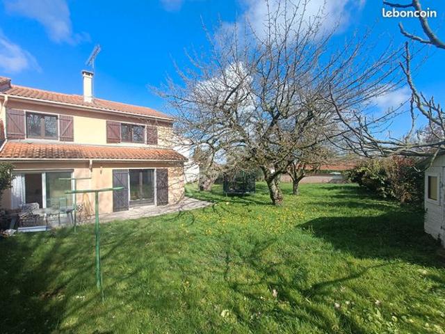Maison 6 pièces 121 m²