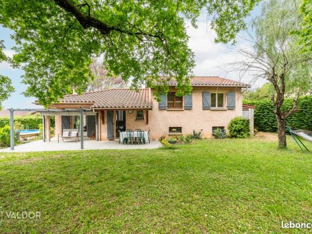 Maison 6 pièces 121 m²