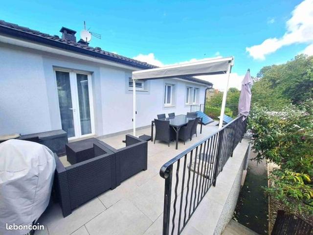 Maison 6 pièces 121 m²