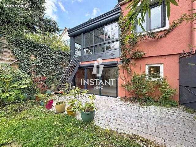 Maison 6 pièces 121 m²
