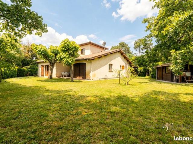 Maison 6 pièces 121 m²