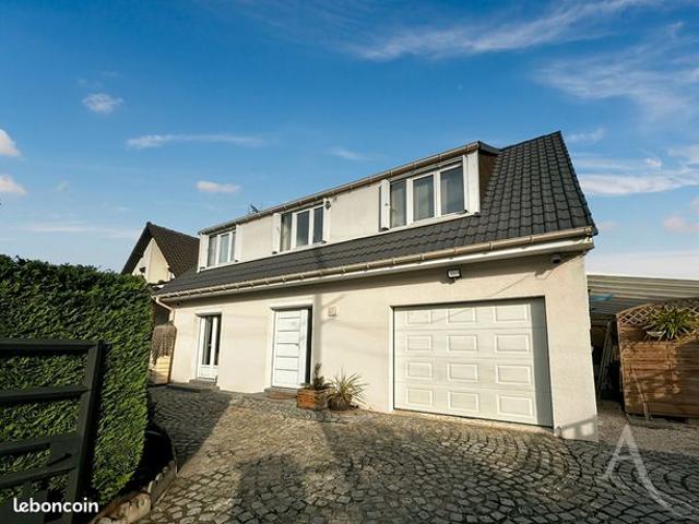 Maison 6 pièces 121 m²