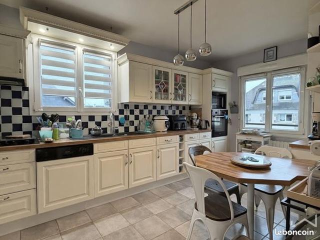 Maison 6 pièces 121 m²