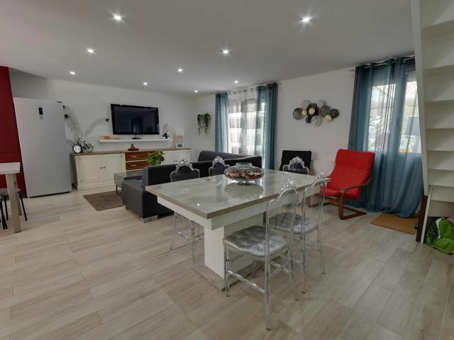 Maison 6 pièces 122 m²